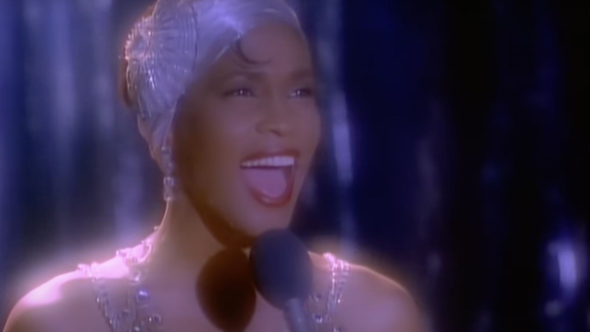 Warner Bros. working on remake of Whitney houston's 'The Bodyguard' -  RETROPOP - Fashionably Nostalgic | News, Interviews, Reviews, and more...