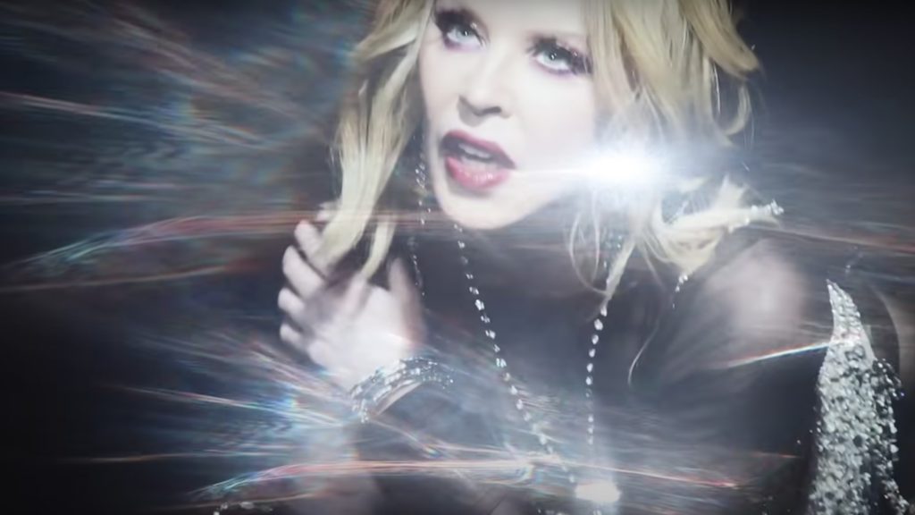 Kylie Minogue surprise releases ‘Miss a Thing’ music video - RETROPOP ...